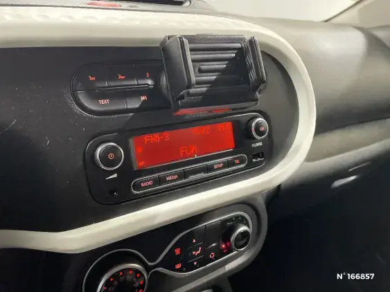 RENAULT TWINGO ELECTRIQUE III - voiture d'occasion - Photo 13