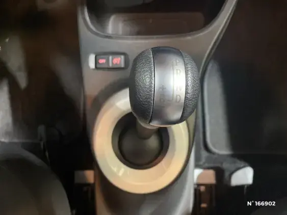 RENAULT TWINGO ELECTRIQUE III - voiture d'occasion - Photo 24