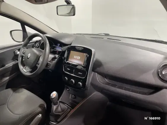 RENAULT CLIO IV - voiture d'occasion - Photo 10