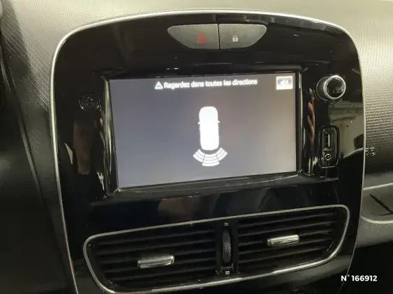 RENAULT CLIO IV - voiture d'occasion - Photo 14