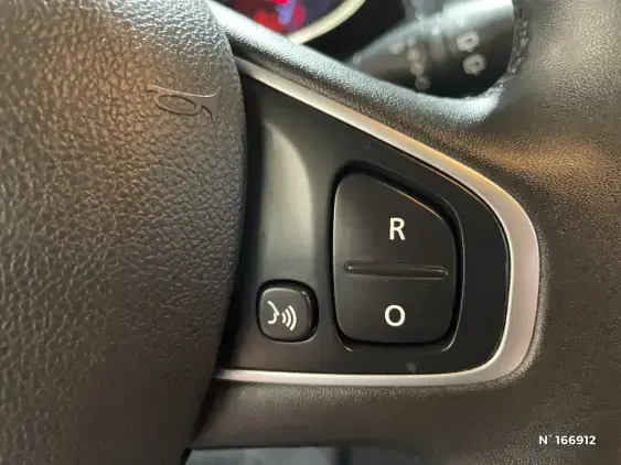 RENAULT CLIO IV - voiture d'occasion - Photo 27