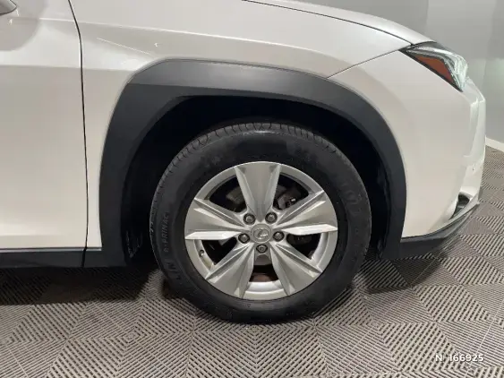 LEXUS UX - voiture d'occasion - Photo 8