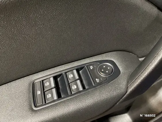 RENAULT CAPTUR II - voiture d'occasion - Photo 26