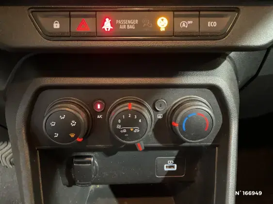 DACIA SANDERO III - voiture d'occasion - Photo 25