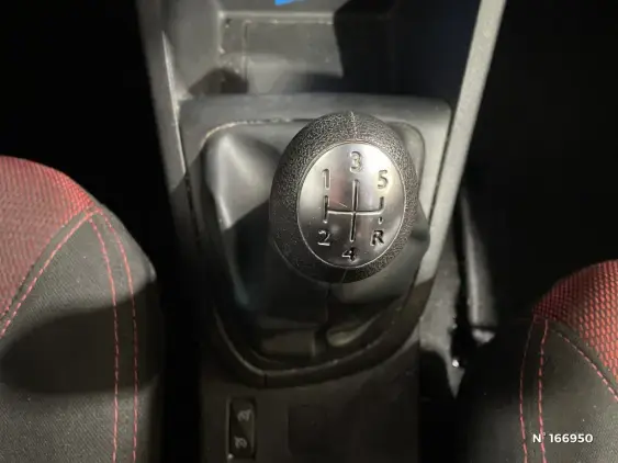 RENAULT CLIO IV - voiture d'occasion - Photo 25