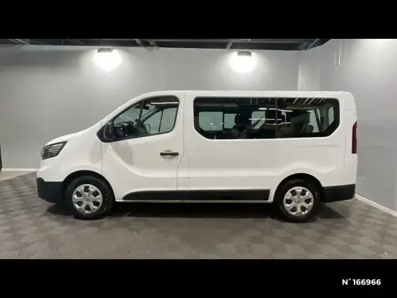 RENAULT TRAFIC III - voiture d'occasion - Photo 2