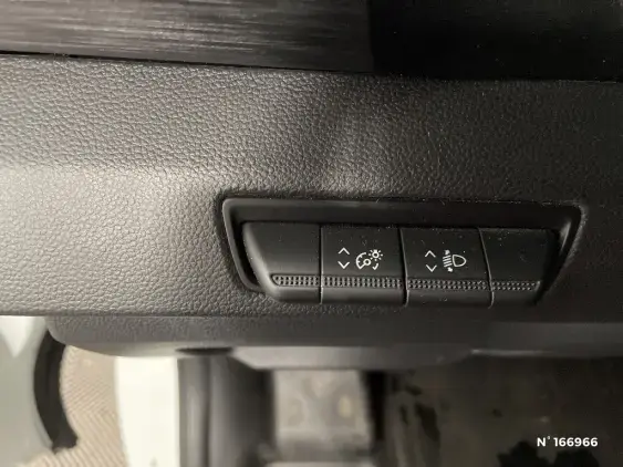 RENAULT TRAFIC III - voiture d'occasion - Photo 13