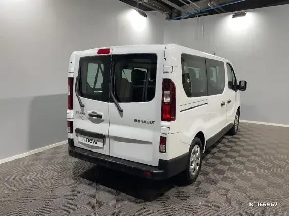 RENAULT TRAFIC III - voiture d'occasion - Photo 4