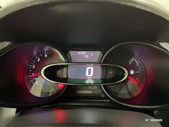 RENAULT CLIO IV - voiture d'occasion - Photo 11