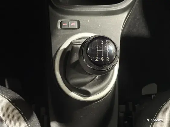 RENAULT TWINGO III - voiture d'occasion - Photo 24