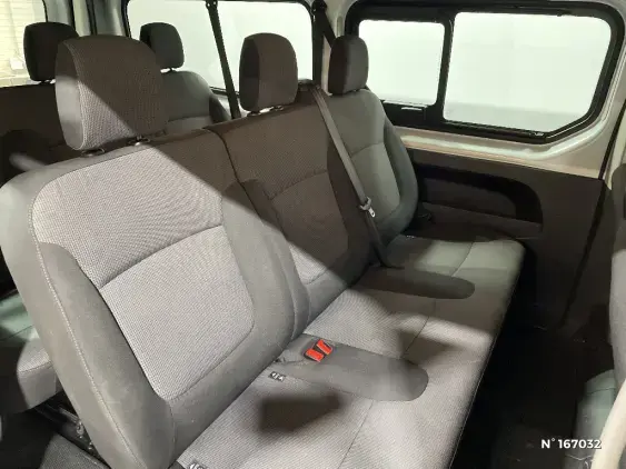 RENAULT TRAFIC III - voiture d'occasion - Photo 11