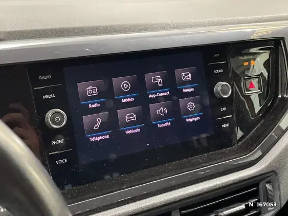 VOLKSWAGEN POLO VI - voiture d'occasion - Photo 13