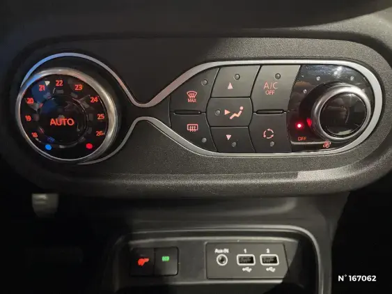 RENAULT TWINGO III - voiture d'occasion - Photo 24