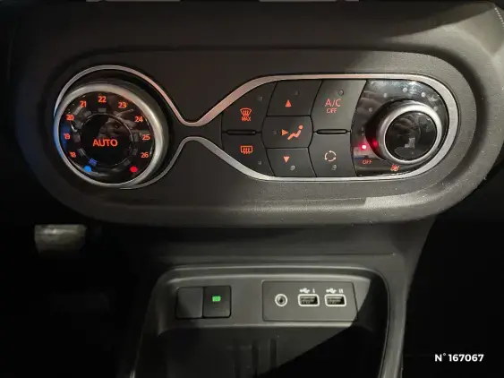 RENAULT TWINGO ELECTRIQUE III - voiture d'occasion - Photo 24