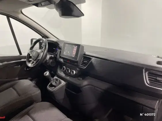 RENAULT TRAFIC FG III - voiture d'occasion - Photo 10