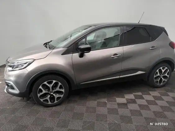 RENAULT CAPTUR - voiture d'occasion - Photo 2