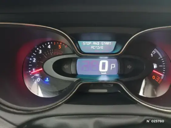 RENAULT CAPTUR - voiture d'occasion - Photo 12