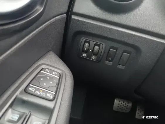 RENAULT CAPTUR - voiture d'occasion - Photo 15