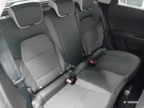 RENAULT CAPTUR II - voiture d'occasion - Photo 11