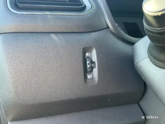 RENAULT MASTER FG III - voiture d'occasion - Photo 15