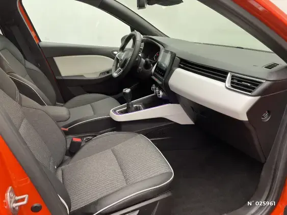 RENAULT CLIO V - voiture d'occasion - Photo 10