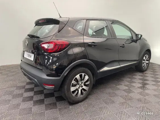 RENAULT CAPTUR - voiture d'occasion - Photo 4