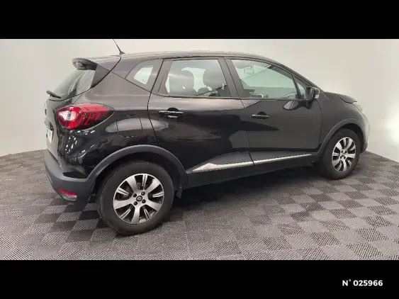 RENAULT CAPTUR - voiture d'occasion - Photo 5