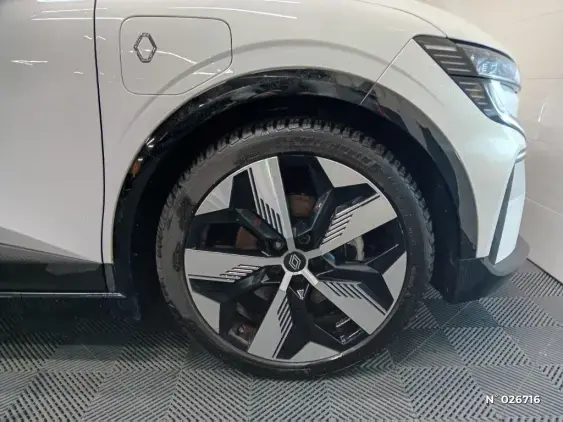 RENAULT MEGANE V - voiture d'occasion - Photo 8