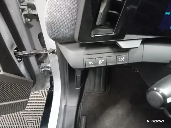 RENAULT MEGANE V - voiture d'occasion - Photo 15