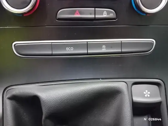 RENAULT SCENIC IV - voiture d'occasion - Photo 15