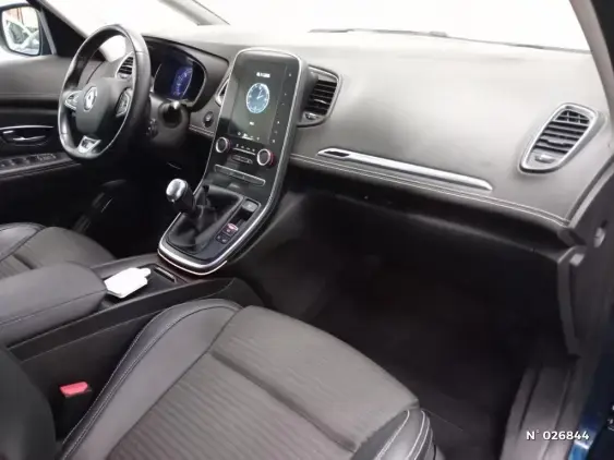 RENAULT SCENIC IV - voiture d'occasion - Photo 10