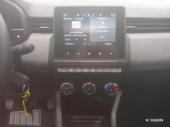 RENAULT CLIO V - voiture d'occasion - Photo 13