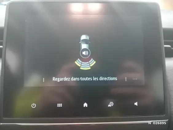 RENAULT CLIO V - voiture d'occasion - Photo 14