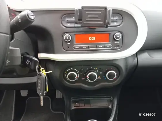 RENAULT TWINGO III - voiture d'occasion - Photo 13