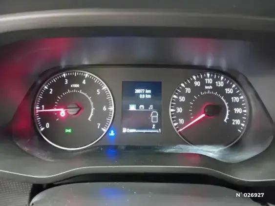 RENAULT TRAFIC III - voiture d'occasion - Photo 12