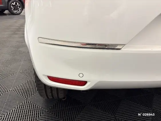 RENAULT TWINGO III - voiture d'occasion - Photo 14