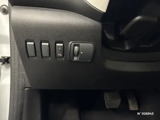 RENAULT TWINGO III - voiture d'occasion - Photo 15