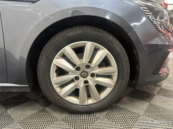 RENAULT MEGANE IV - voiture d'occasion - Photo 8