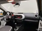 RENAULT TWINGO III - Photo 10
