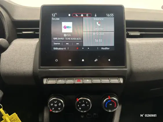 RENAULT CLIO V - voiture d'occasion - Photo 12