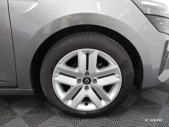 RENAULT CLIO V - voiture d'occasion - Photo 8