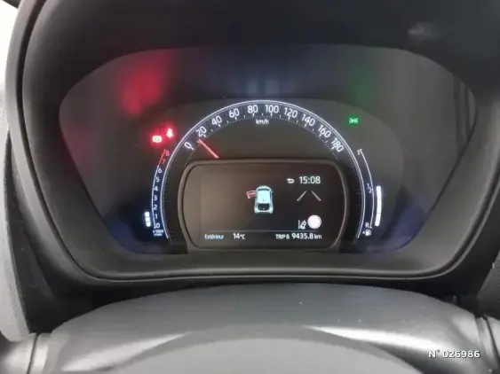 TOYOTA AYGO X - voiture d'occasion - Photo 12