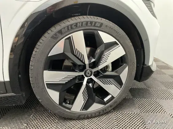 RENAULT MEGANE V - voiture d'occasion - Photo 8