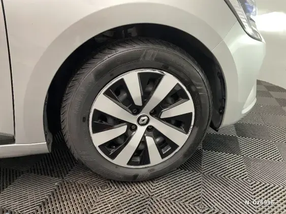 RENAULT CLIO V - voiture d'occasion - Photo 8