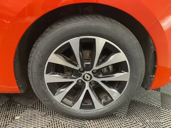 RENAULT CLIO V - voiture d'occasion - Photo 8