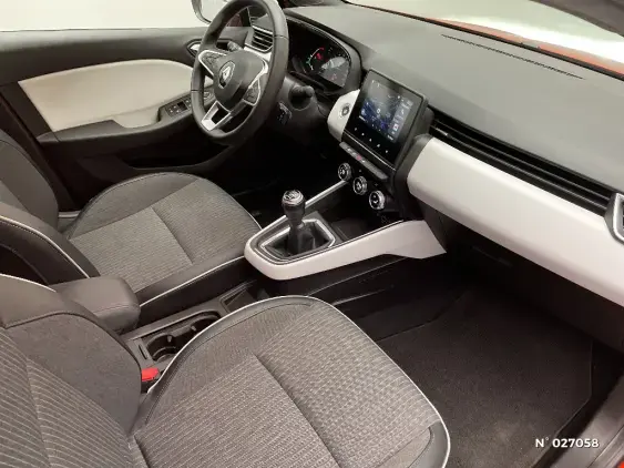 RENAULT CLIO V - voiture d'occasion - Photo 9