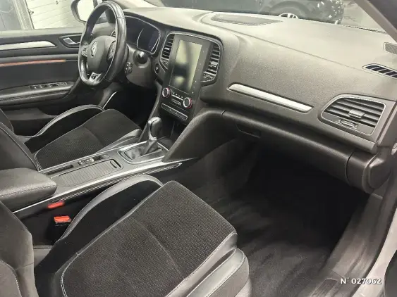 RENAULT MEGANE IV - voiture d'occasion - Photo 9