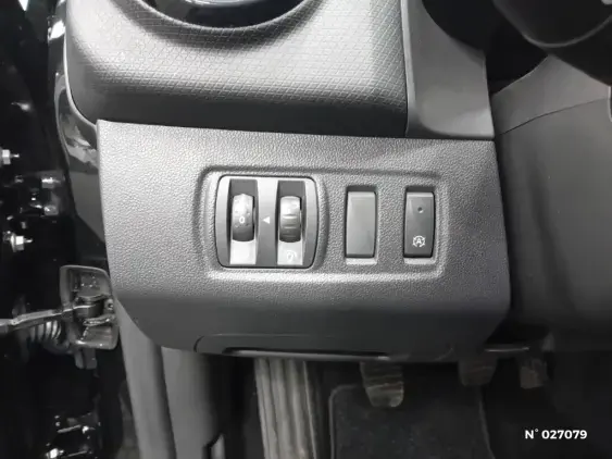 RENAULT CLIO IV - voiture d'occasion - Photo 15