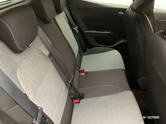 RENAULT CLIO V - voiture d'occasion - Photo 11