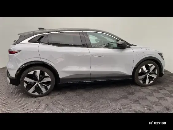 RENAULT MEGANE V - voiture d'occasion - Photo 5